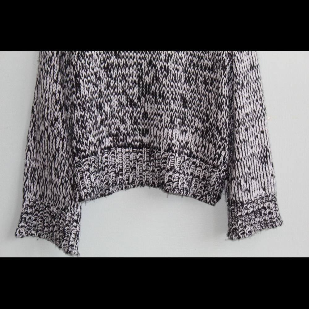 Turtleneck - Picture 4 of 7